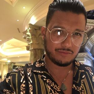 Meet your Posher, James